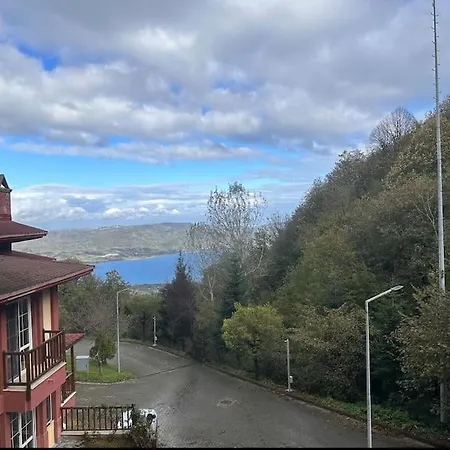 Sapanca Genis Gol Manzarali * Sakarya (Marmara)
